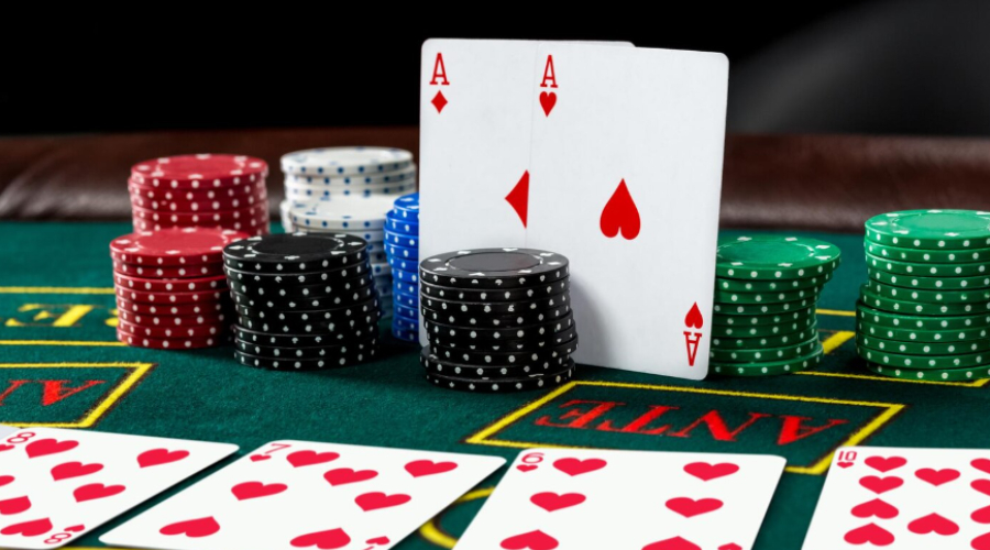 Cartas y fichas